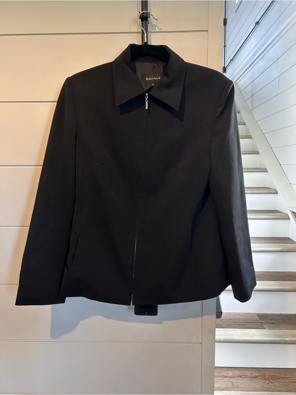 Women's Black Zip-Front Blazer Jacket